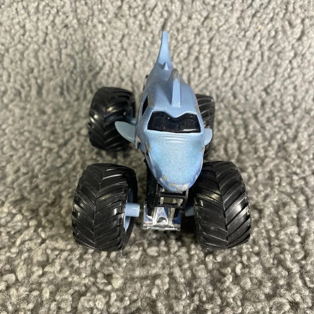 Monster Jam‎ Monster dirt, Megalodon 1:64 diecast truck, Spin Master toys